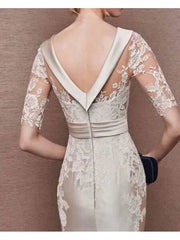 Sheath / Column Mother of the Bride Dress Elegant Jewel Neck Knee Length Lace Satin Short Sleeve with Appliques - RongMoon
