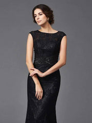 Sheath/Column Scoop Beading Sleeveless Long Lace Mother of the Bride Dresses - RongMoon