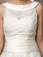Hall Wedding Dresses Tea Length A-Line Sleeveless Illusion Neck Lace With Pearl Beading
