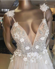 Boho Chic Pearl Beading V-neck Tulle Beach Wedding Dresses 2018