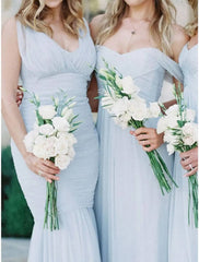 Mermaid / Trumpet / Sheath / Column Bridesmaid Dress V Neck / Off Shoulder Sleeveless Beautiful Back Floor Length Chiffon with Pleats / Solid Color - RongMoon