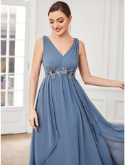 A-Line Prom Dresses Minimalist Dress Party Wear Floor Length Sleeveless V Neck Chiffon with Appliques
