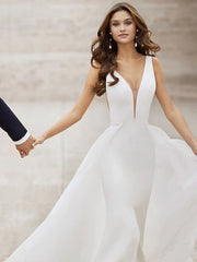 Beach Wedding Dresses Court Train Two Piece Sleeveless V Neck Satin With Pattern